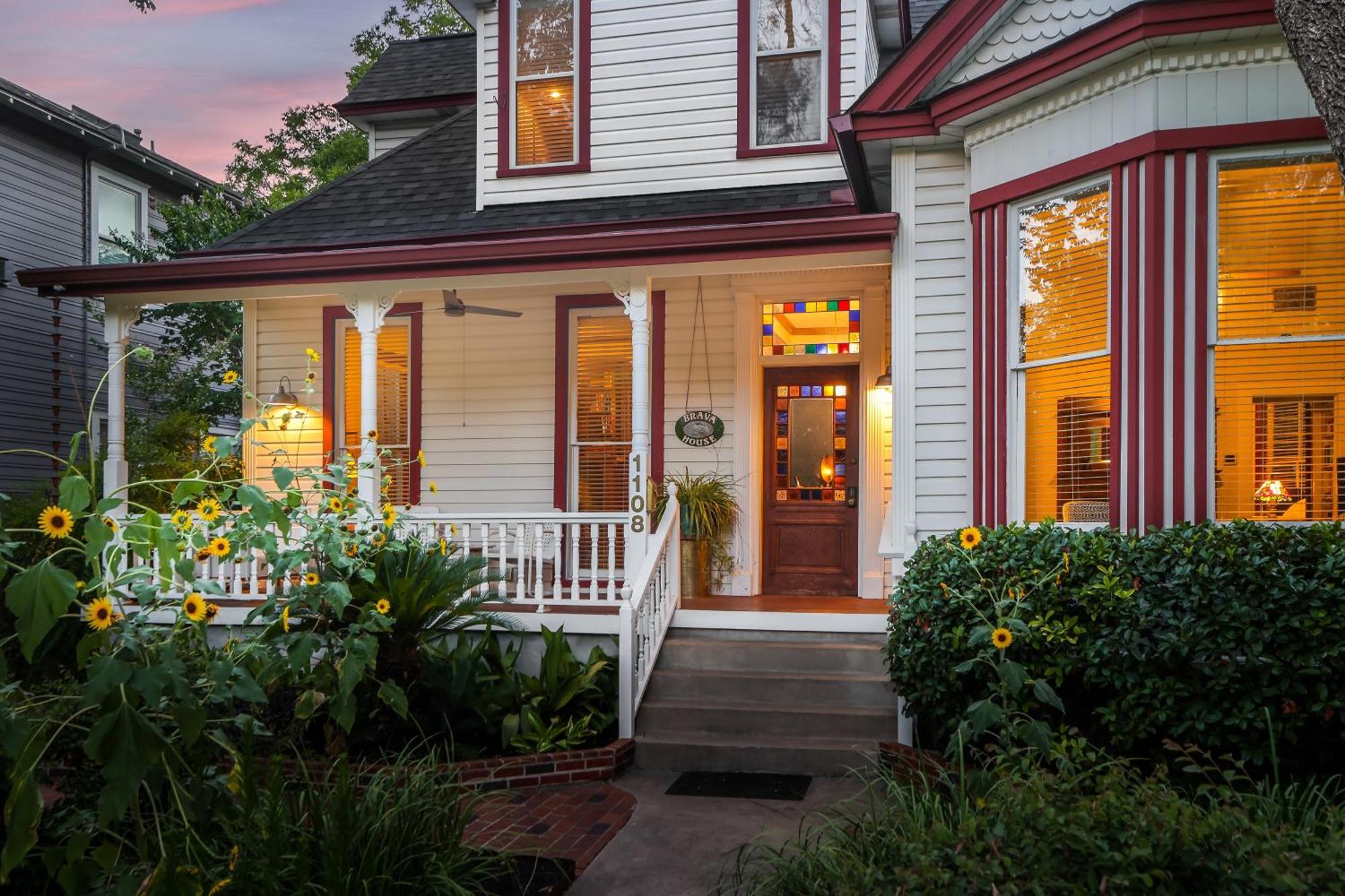 Brava House B&B Austin Exterior photo